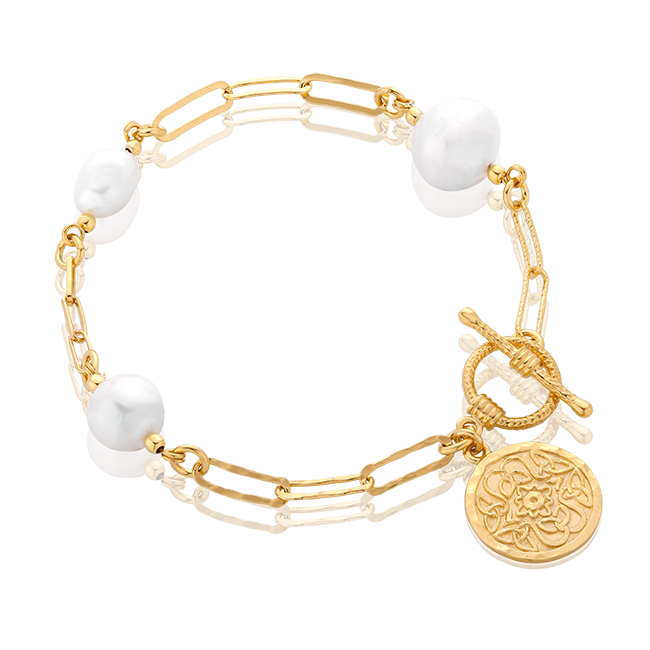 Chain bracelet with irregular pearls and Mokobelle medallion