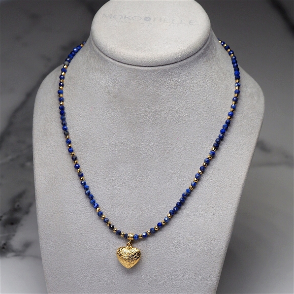 Naszyjnik choker z lapis lazuli z zawieszką serce